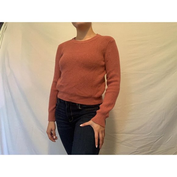 Forever 21 Pink Sweater - Picture 4 of 7